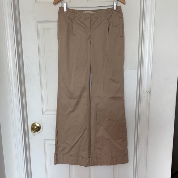 Old Navy Women’s Flared Khaki Pants - Picture 1 of 4
